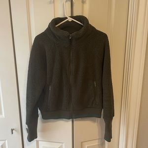 It’s the Athleta Tugga Sherpa jacket size medium.